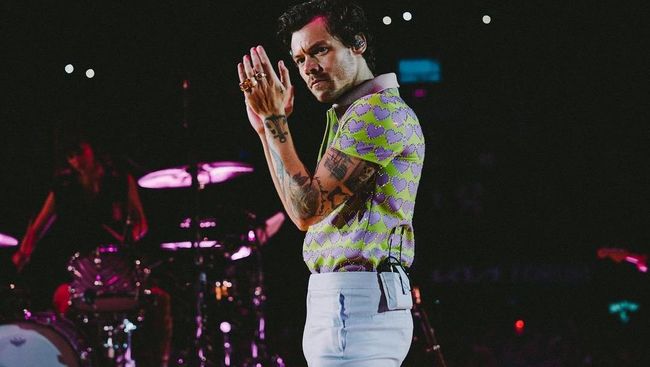 Harry Styles Singgung Pernikahan Taylor Swift Saat Manggung di Madison Square Garden