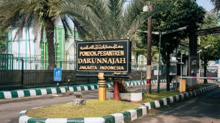 Pesantren Darunnajah Adaptasi Sistem Pendidikan Gontor di Lingkungan Perkotaan