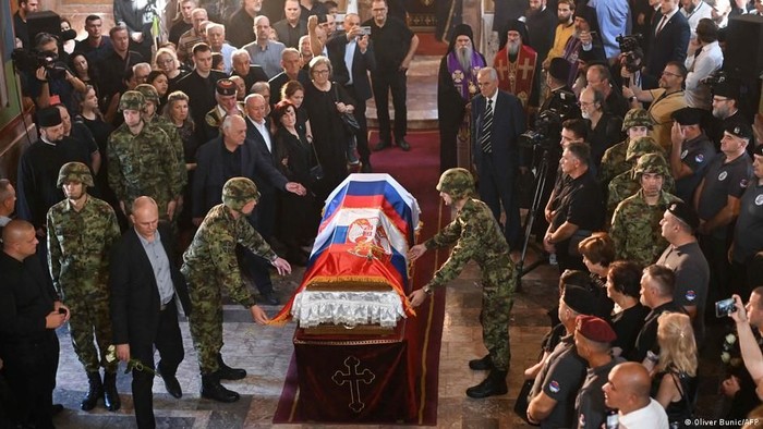 Pemakaman Ratko Mladic Panaskan Politik Serbia Jelang Pemilu, Vucic Hadapi Tekanan dari Dalam dan Luar Negeri